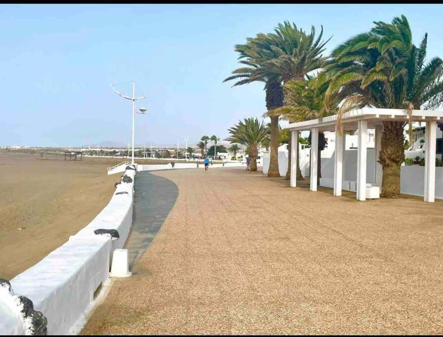 Casa Mesana Nuevo Apartamento En La Playa Con Aire Acondicionado Playa Honda  Luaran gambar