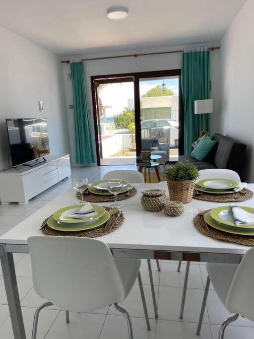 Casa Mesana Nuevo Apartamento En La Playa Con Aire Acondicionado Playa Honda  Luaran gambar
